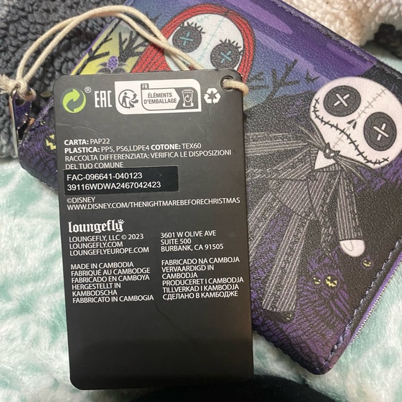 Disney  Loungefly Jack & Sally mini backpack & wallet - Picture 4 of 14